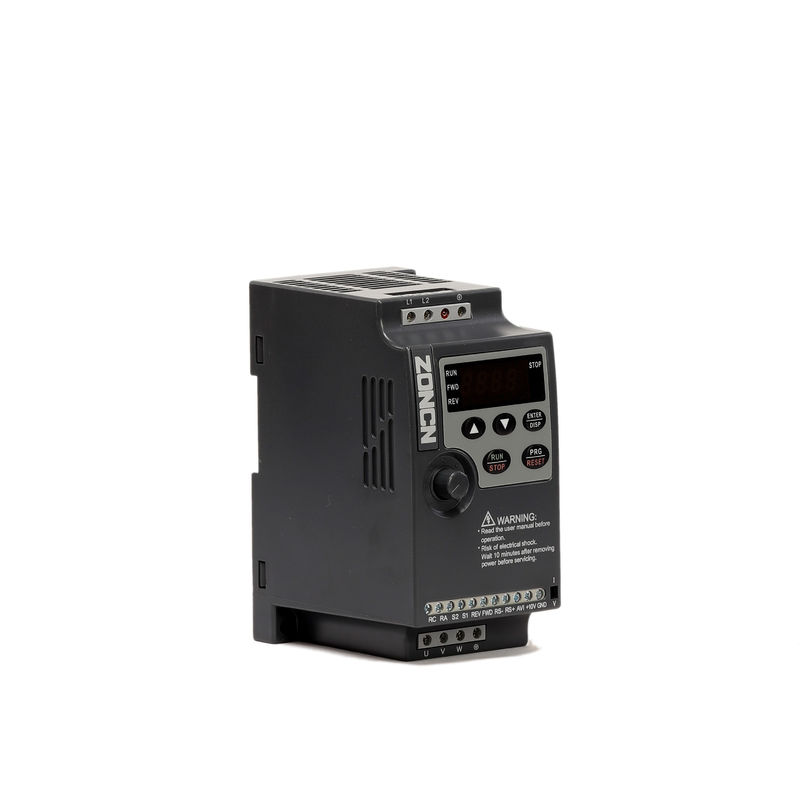 Low Voltage Inverter Single Phase 1.5KW VFD IP20 Variable Frequency Drive With Acceptable OEM Logo