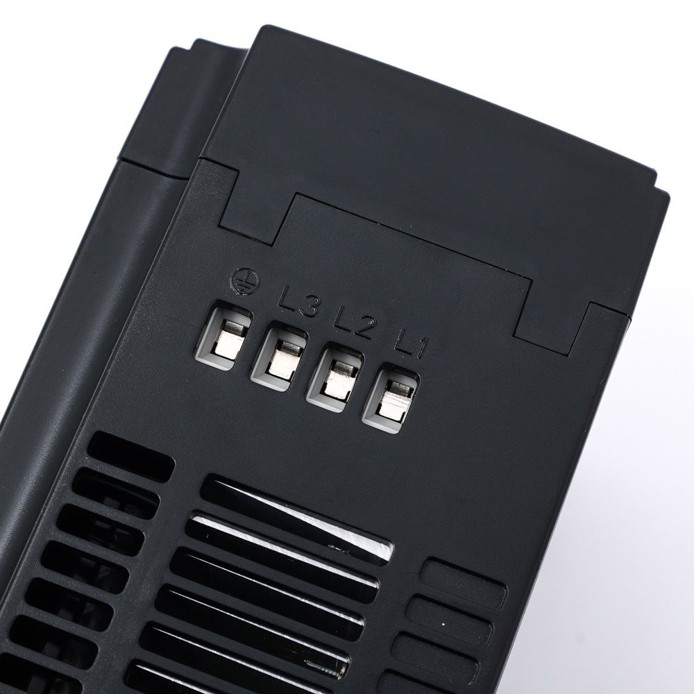 Low Voltage Inverter 380V 2.2KW Variable Frequency Drive (VFD) for Efficient Power Management