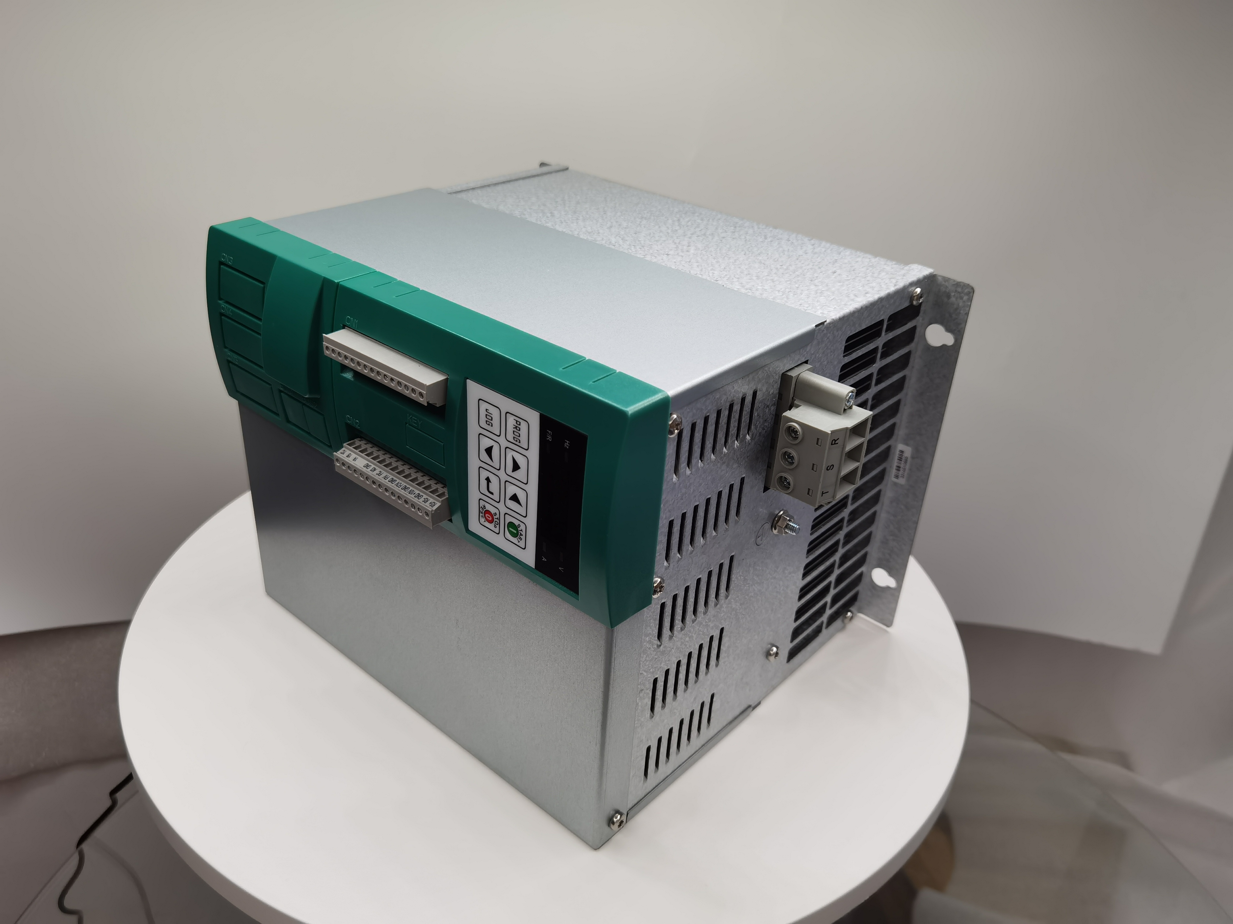 22KW VFD 3-phase Induction Motor Variable Speed Drive (VSD) for Spindle of CNC Machine Tool